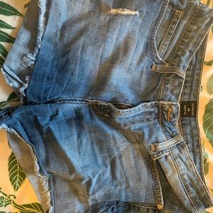 Just Black Jean shorts size 28